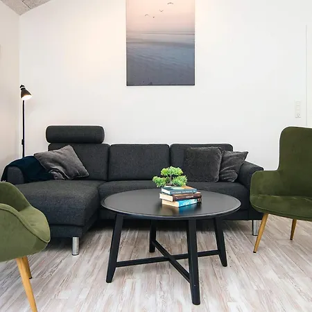 4 Star In Semesterbostad