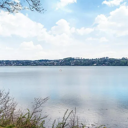 4 Star In Semesterbostad